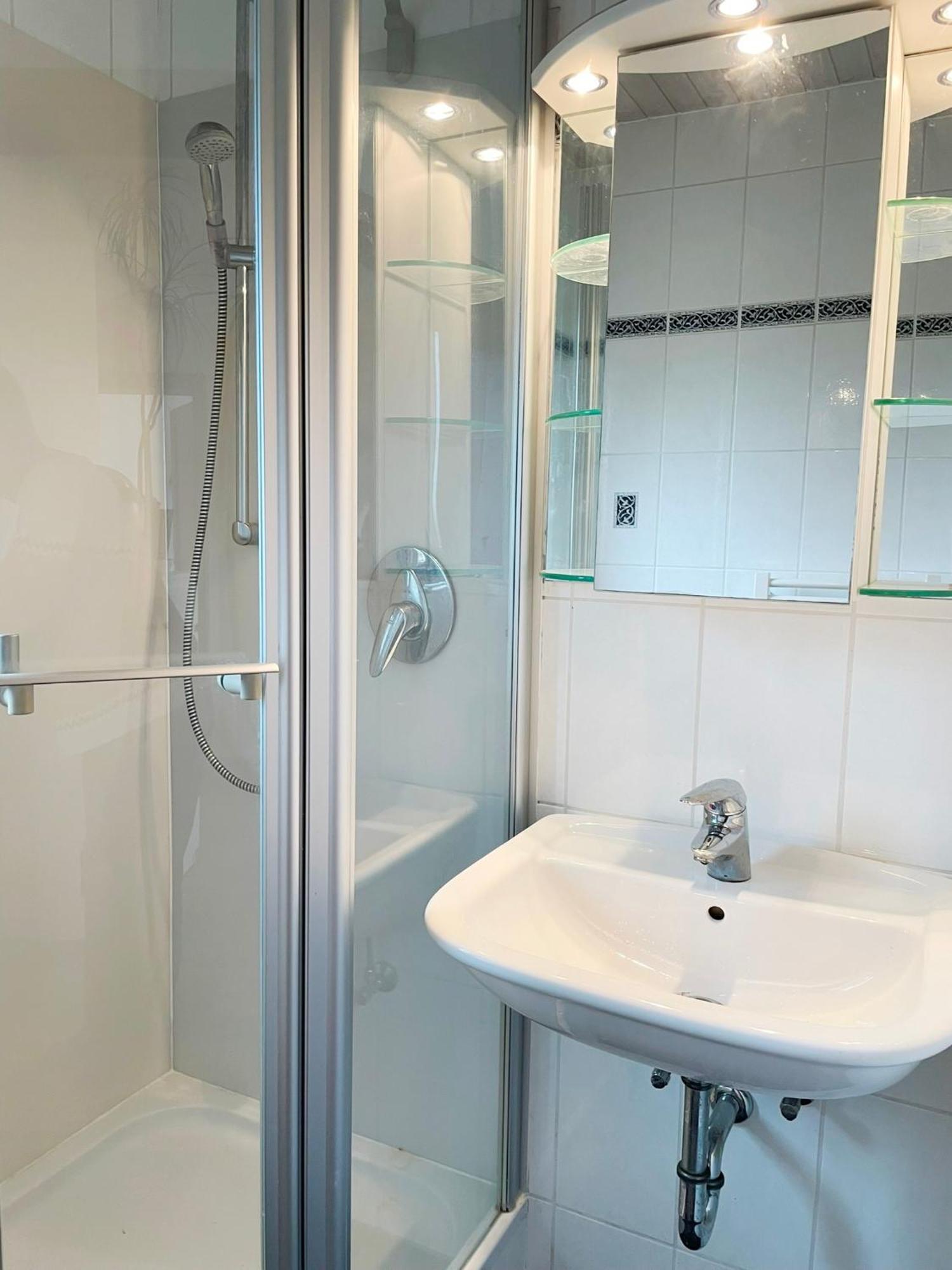 1,5-Zimmer Mit Duschbad, Gartenblick, Kuehlschrank Heroldsberg Екстериор снимка